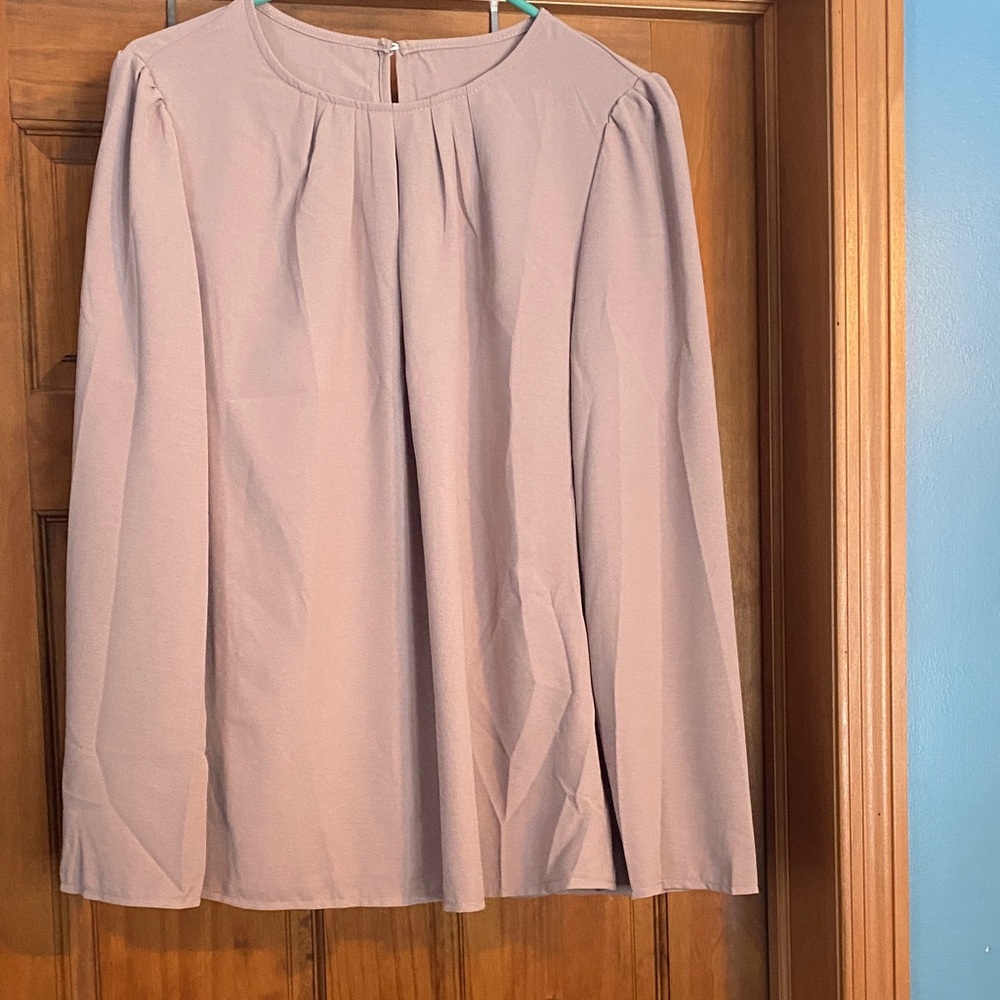 Elegant Long Sleeve Blouse in Light Pink